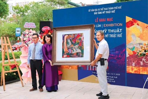Vận động hiến tặng tác phẩm cho Bảo tàng Mỹ thuật Huế