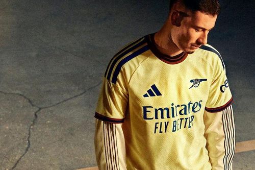 Arsenal ra mắt áo đấu thứ ba mùa 2026/27: Sắc vàng huyền thoại chính thức trở lại
