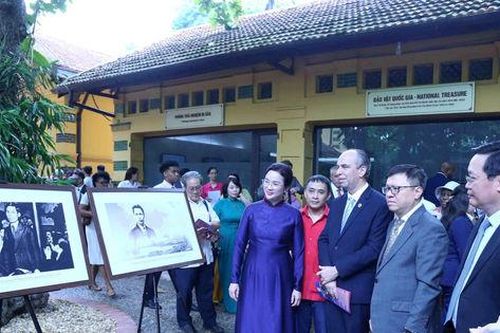 Chủ tịch Hồ Chí Minh - Tổng Tư lệnh Fidel Castro: Nghĩa tình son sắt đặc biệt