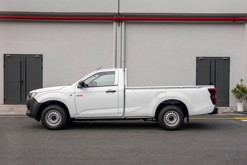 Bán tải Isuzu gây sốt ở nước bạn