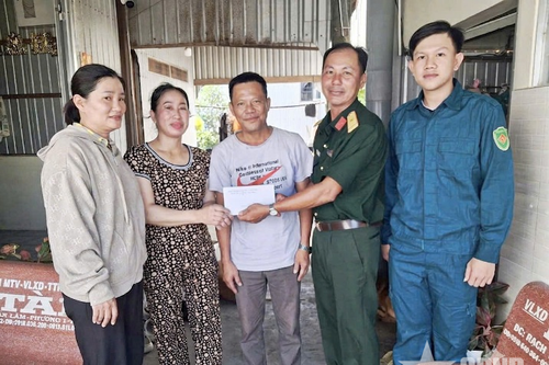 Cà Mau: Ấm tình hậu phương