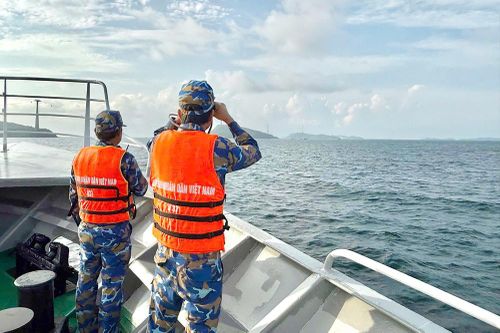 Tìm thấy thi thể 2 ngư dân mất tích vụ tàu cá chạy vòng tròn trên biển Phú Quốc