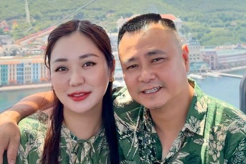 Chí Trung U70 nói về tuổi già và cái chết, Tự Long quấn quýt bên vợ giảng viên