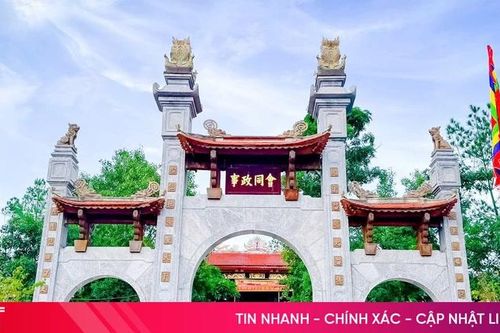 Đền thiêng trên dãy Trà Sơn