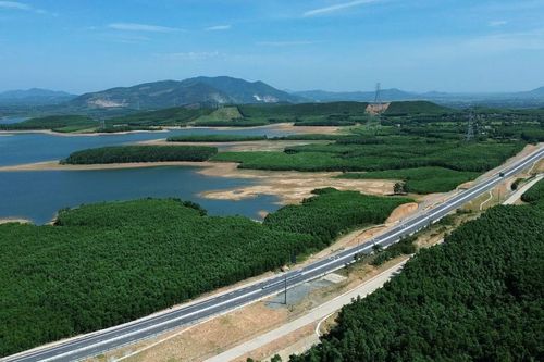 Cao tốc Khánh Hòa - Buôn Ma Thuột phấn đấu hoàn thành trong năm 2026