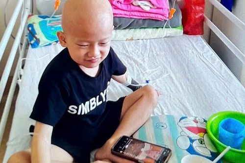 Mở rộng lòng từ: Giúp cháu Hưng bị bệnh ung thư gan
