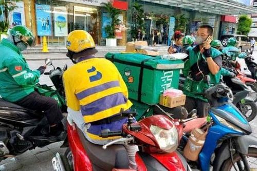 Chạy Grab, Be, Xanh SM cùng lúc, doanh thu tính thuế có phải cộng gộp hay không?