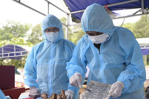 An Giang: Phát hiện di vật mang thông tin liệt sĩ trong quá trình lấy mẫu ADN