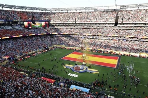 FIFA bị tố chưa trả tiền cho các thành phố đăng cai World Cup
