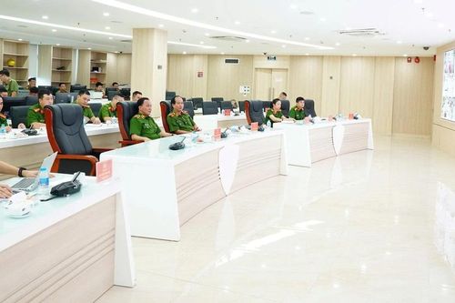 Công an Hà Nội trao đổi kinh nghiệm với Bộ Tư lệnh Cảnh sát cơ động về vận hành Trung tâm Thông tin chỉ huy