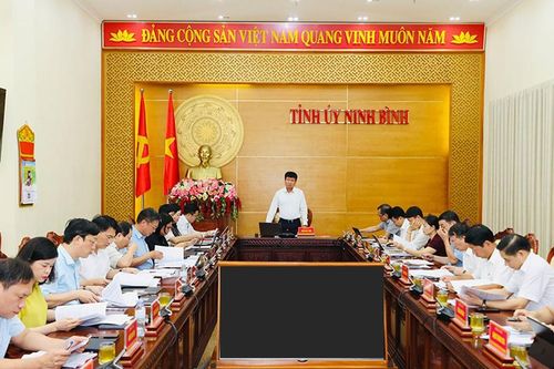 Khẩn trương hoàn thành đề án sắp xếp trường học, nhanh chóng kiện toàn tổ chức bộ máy, nhân sự