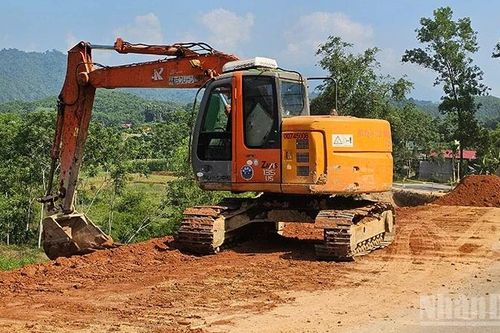 Mưa bão gây sạt lở một số điểm giao thông ở vùng thượng du Thanh Hóa