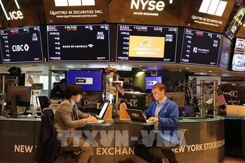 Dow Jones lập đỉnh kỷ lục nhờ diễn biến tích cực tại Trung Đông