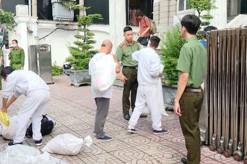Tiếp nhận 47 công dân Việt Nam bị Hoa Kỳ trục xuất