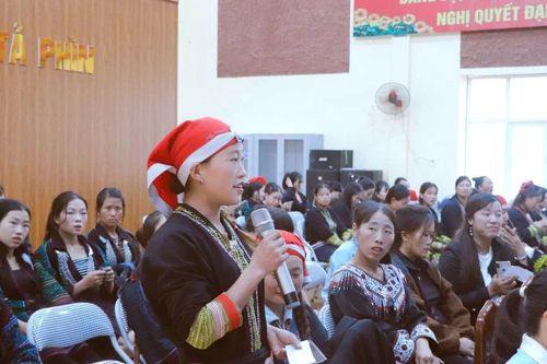 Hội Liên hiệp Phụ nữ tỉnh tổ chức đối thoại với hội viên phụ nữ xã Tả Phìn