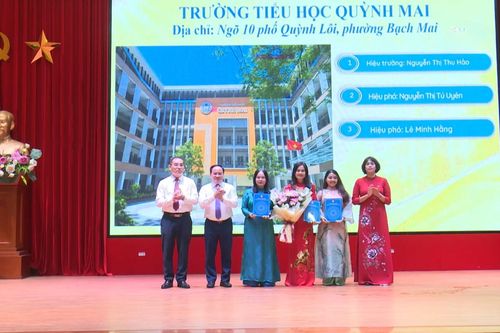 Phường Bạch Mai công bố quyết định thành lập 10 cơ sở giáo dục