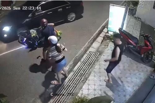 Tài xế ô tô lấn làn tông xe máy chở 2 trẻ nhỏ rồi bỏ chạy bị phạt 38 triệu đồng