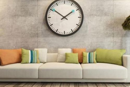 Đừng để nhà nghèo đi vì treo đồng hồ sai chỗ
