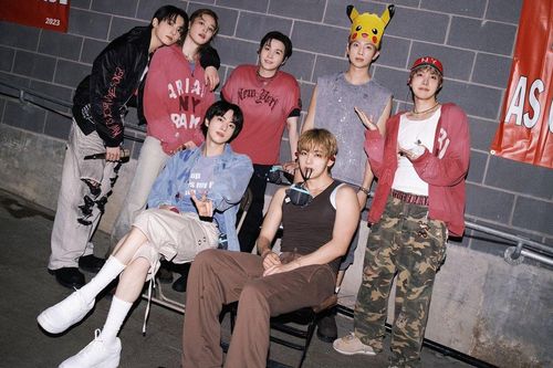 Sự thật khắc nghiệt sau ánh hào quang Kpop: Gần một nửa nhóm nhạc tan rã sau 3 năm, chỉ 1,61% trở thành 'triệu bản'