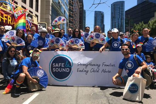 FabulousMe thiết kế quạt cho Safe & Sound tại San Francisco Pride 2019