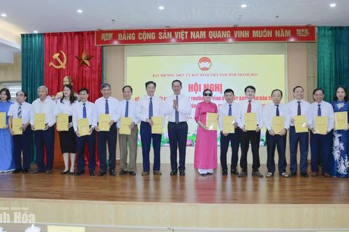 Công bố quyết định về sắp xếp, tinh gọn các hội quần chúng do Đảng, Nhà nước giao nhiệm vụ