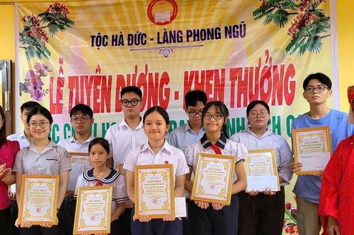 Ngọn lửa hiếu học truyền đời