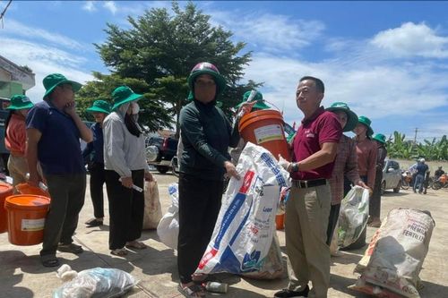 Nói không với rác thải nguy hại
