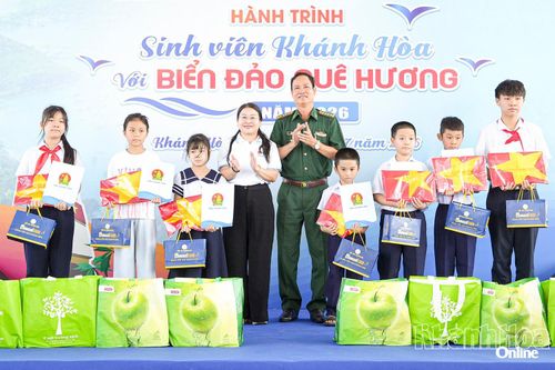 Tuổi trẻ xung kích vì cộng đồng