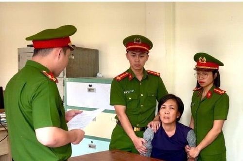 Chủ tịch Công ty Khách sạn Đông Dương bị bắt