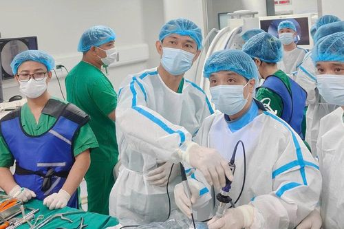 Đà Nẵng: Hội thảo khoa học về phẫu thuật nội soi cột sống – Cập nhật kỹ thuật, nâng cao chất lượng điều trị