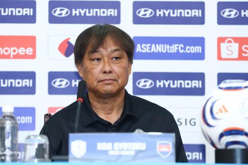 HLV Campuchia: 'Không tìm ra điểm yếu của đội tuyển Việt Nam'