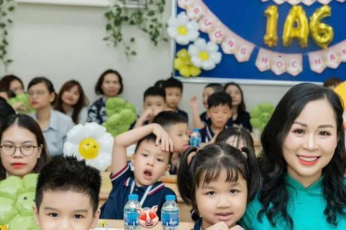 Bộ GD&ĐT 'siết' dạy thêm, học thêm trước thềm năm học mới