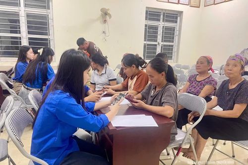 Đưa dịch vụ công đến tận thôn, bản