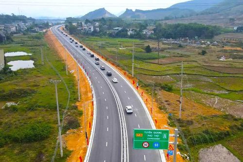 Một doanh nghiệp muốn đầu tư mở rộng cao tốc Tuyên Quang - Phú Thọ