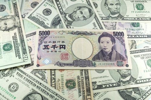 USD chịu áp lực sau dữ liệu việc làm yếu kém, yên Nhật vẫn cần NHTW tăng lãi suất