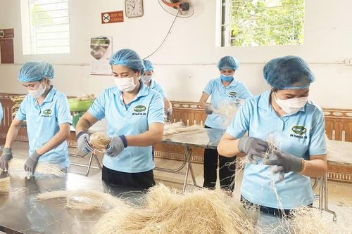 'Đại sứ' đặc sản làng quê trên thị trường số toàn cầu