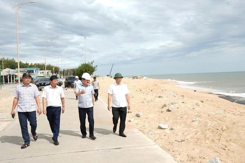 Huế tính phương án chuyển hướng một phần dòng chảy để giảm áp lực lũ về trung tâm