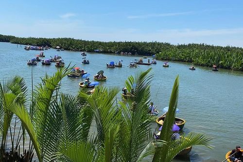 Thêm trải nghiệm mới ở rừng dừa Bảy Mẫu