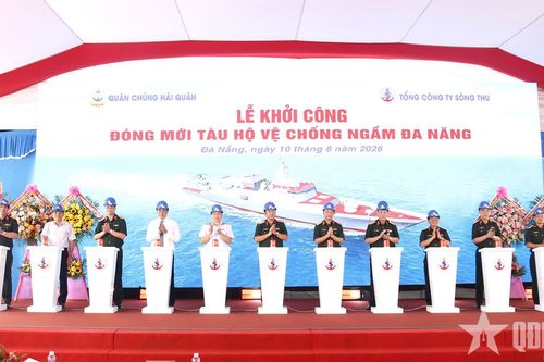 Thượng tướng Phạm Hoài Nam dự, chỉ đạo lễ khởi công đóng mới tàu hộ vệ chống ngầm đa năng