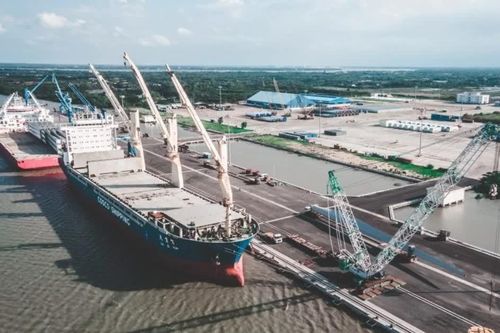 Loạt doanh nghiệp bị hủy tư cách đại chúng, thị trường tài chính biến động