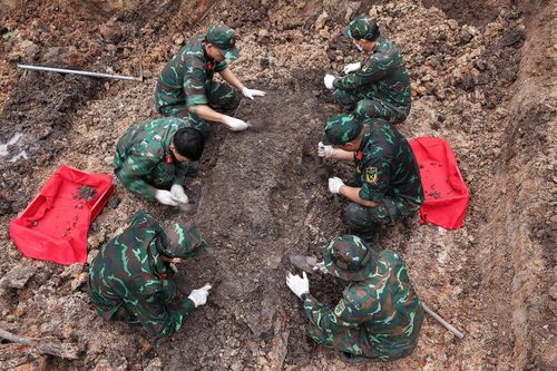 Tìm thấy 256 hài cốt liệt sĩ cùng 151 bộ di vật tại Công viên Lê Thị Riêng
