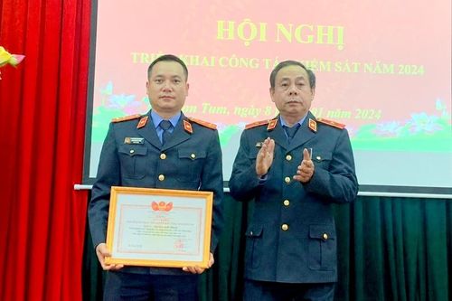 Người Viện trưởng bản lĩnh, đổi mới, trách nhiệm, vì Nhân dân phục vụ