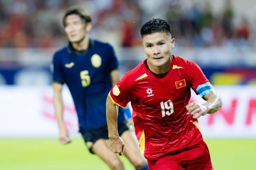 Tiền vệ Quang Hải lập kỷ lục mới ở đội tuyển Việt Nam