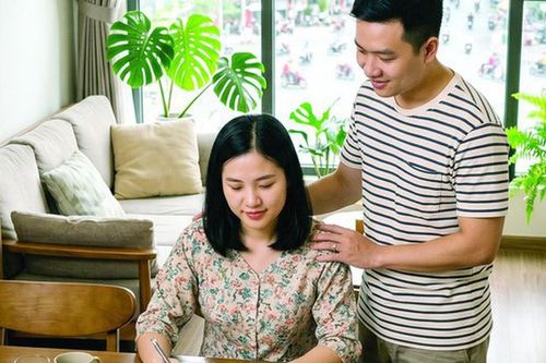 Gia đình trẻ ứng phó trước cú sốc tài chính