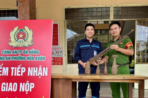 Dân vận khéo nâng cao hiệu quả thu hồi vũ khí, vật liệu nổ