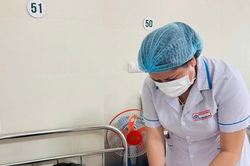 Bệnh viện Đà Nẵng cứu thành công cánh tay dập nát của cô gái 16 tuổi