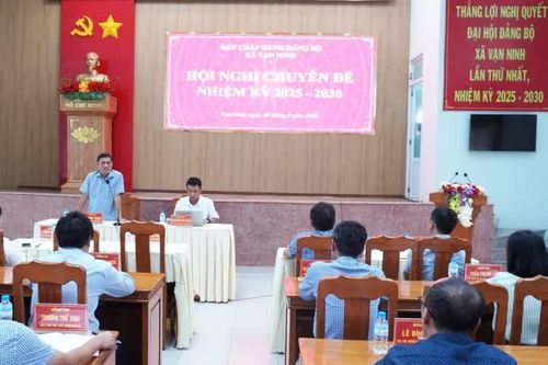 Xã Vạn Ninh thông qua các đề án sắp xếp lại trường học