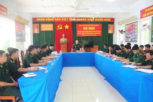 Bộ đội Biên phòng tỉnh Khánh Hòa tổ chức đối thoại dân chủ với cán bộ, chiến sĩ