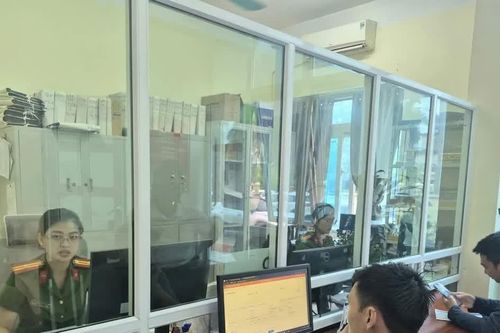 Vững bước từ cơ sở, giữ bình yên cho nhân dân