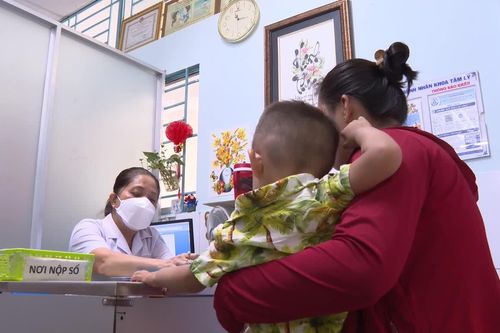 Tầm soát sức khỏe cho trẻ không chỉ là đo chiều cao, cân nặng